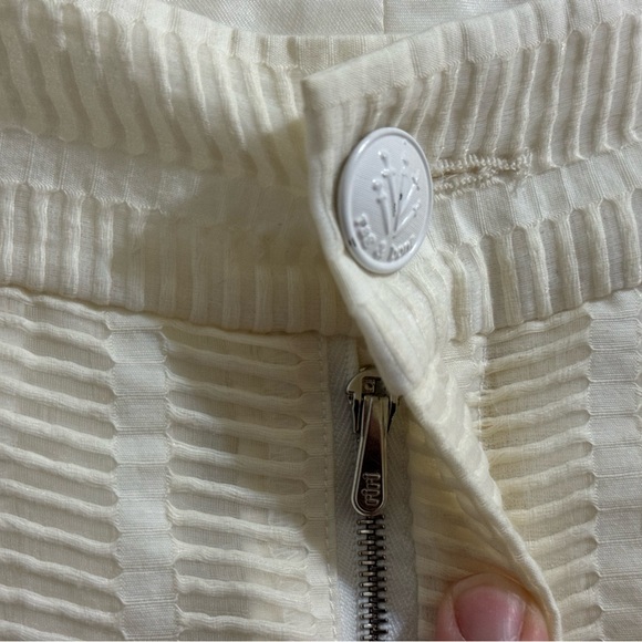Rag and Bone Textured Off-White Linen Shorts - Size 4 - Picture 7 of 11